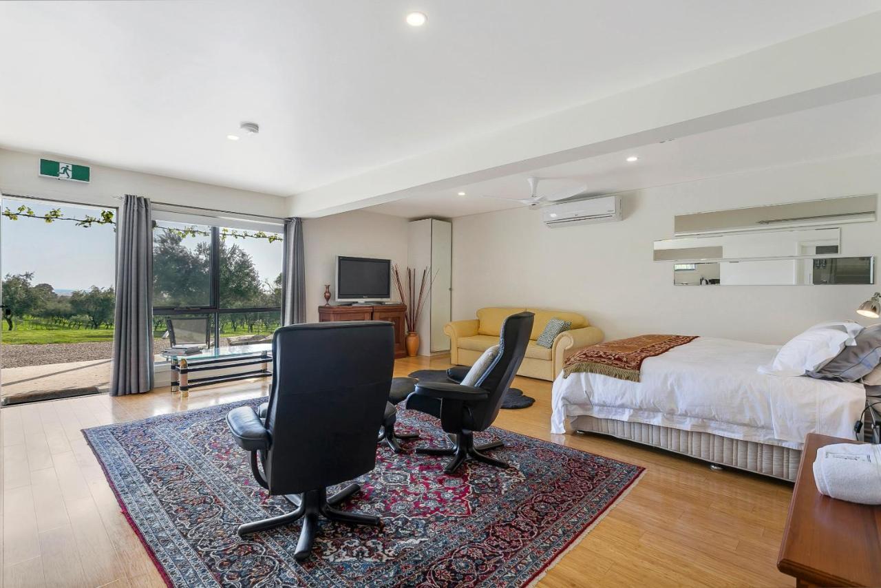 The Farm Willunga Bed and Breakfast Exteriör bild