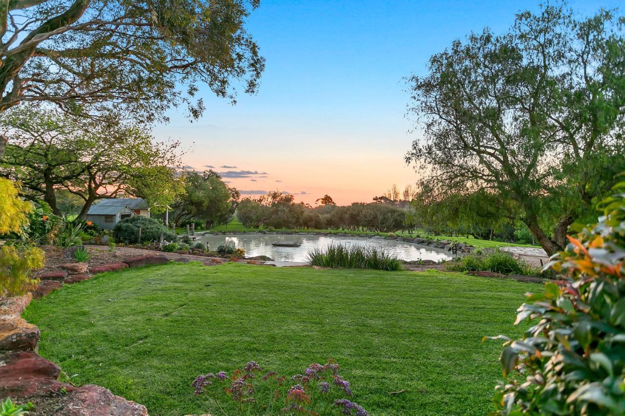 The Farm Willunga Bed and Breakfast Exteriör bild